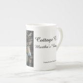 ロブスターブイ・オン・ピンク・ラティス – Martha's Vinyard ボーンチャイナマグカップ (正面右)