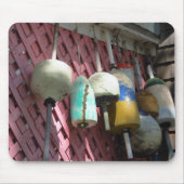 ロブスターブイ・オン・ピンク・ラティス – Martha's Vinyard マウスパッド (正面)