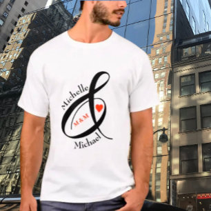 ロマンカスタムティックイニシャル名ハート Tシャツ