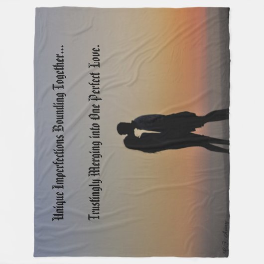 ロマンスデコール、カップルまたは結婚のギフト フリースブランケット (正面)