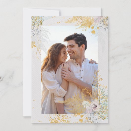 ロマンチックお洒落な植物リースの結婚写真 セーブザデート (裏面)