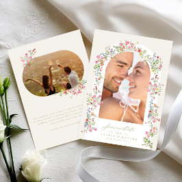 ロマンチックで優美なフローラアーチ春の結婚式写真 セーブザデート