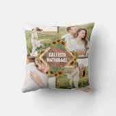 ロマンチックなひまわりゴールドホワイトカップルフォトコラージュ クッション (裏面)