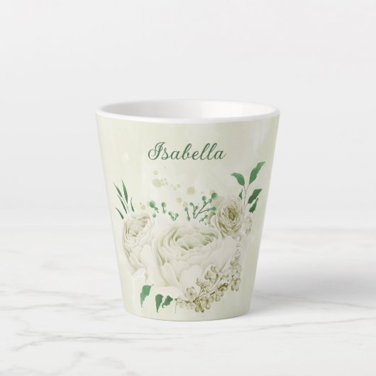 ロマンチックなアイボリー白の花とグリーン カフェラテマグ (正面)