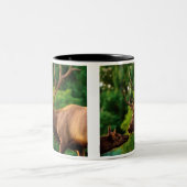 ロマンチックなオオシカのマグ ツートーンマグカップ (中央)