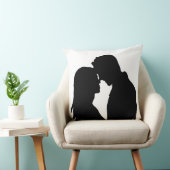 ロマンチックなカップルのシルエット クッション (椅子)