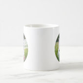 ロマンチックなカップルの犬が結婚した来る コーヒーマグカップ (中央)