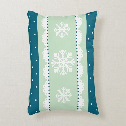 ロマンチックなクリスマスミント白い雪片パターン アクセントクッション (正面(垂直))
