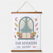 ロマンチックなコテージの窓辺の花のアートプリント 吊り下げ型タペストリー (正面)