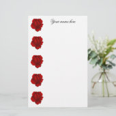 ロマンチックなゴシック色の赤いバラ 便箋 (スタンド正面)