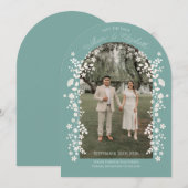 ロマンチックなティール（緑がかった色）ユーカリフローラアーチ日付を保存 招待状 (正面/裏面)