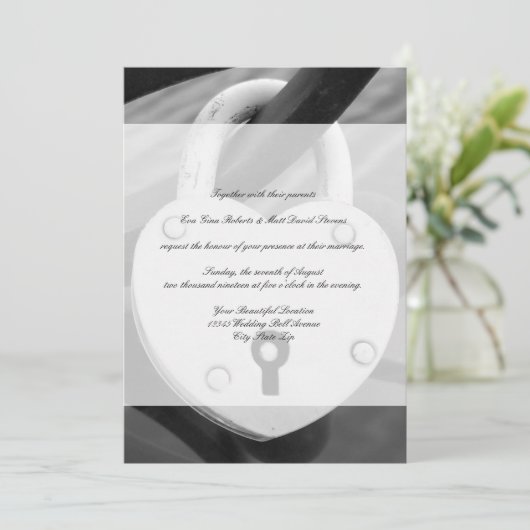 ロマンチックなハートラブロック写真結婚式招待状 招待状 (スタンド正面)