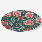 ロマンチックなバラと輝くダイヤモンドの結婚指輪 ペーパープレート (アングル)