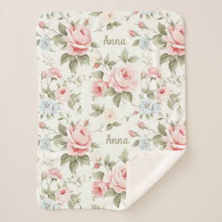 ロマンチックなピンクのバラが模様いっぱいに名前と シェルパブランケット
