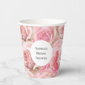 ロマンチックなピンクのバラの花のブライズシャワー 紙コップ (正面)