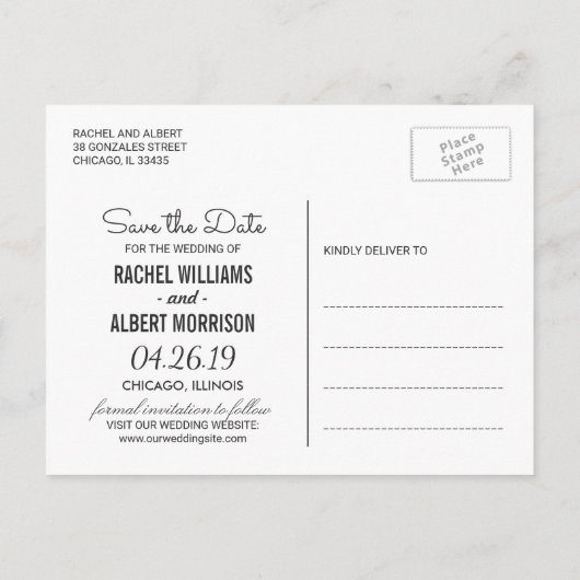 ロマンチックなピンクのフローラ古典的な結婚式の日付を保存 案内ポストカード (裏面)