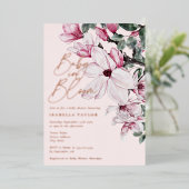 ロマンチックなピンクのフローラ女の子バラ金ゴールド赤ちゃんシャワー 箔招待状 (立ち正面)