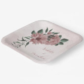 ロマンチックなピンクの花とグリーン葉の花 ペーパープレート (傾斜あり)