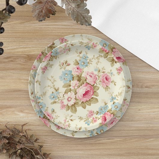 ロマンチックなピンクの英語のバラオン淡い色のイエロー ペーパープレート