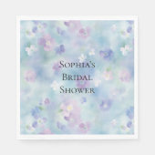 ロマンチックなプレゼント 紫と白の花 ブライダルシャワー スタンダードランチョンナプキン (正面)