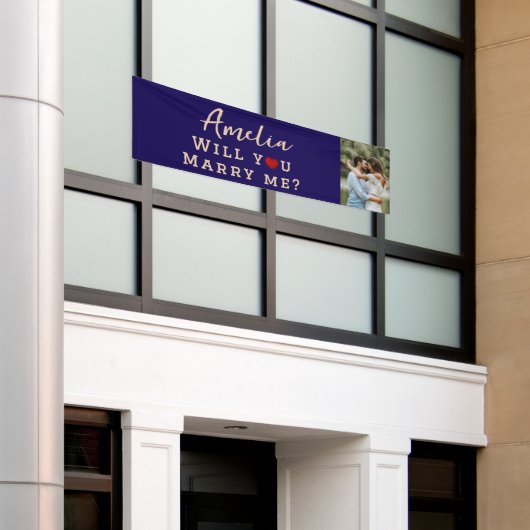 ロマンチックなプロポーザルの写真 横断幕 (ビルの外側)