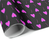 ロマンチックなホットピンクハートオンパープルパターン ラッピングペーパー (ロールコーナー)