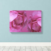 ロマンチックなホットピンクバレンタインバラモダンフローラ キャンバスプリント (インサイチュ (ウッドフロア))