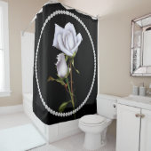ロマンチックなホワイトロエレガントーズフローラシック黒 シャワーカーテン (インサイチュ)