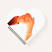 "ロマンチックなホールディングハンズイラストレーションマグカップ – 愛&愛 ノートブック (正面)