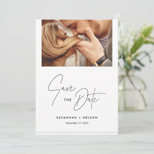 ロマンチックなミニマル写真日付を保存 招待状 (スタンド正面)