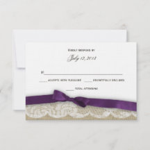 ロマンチックなレースとダークパープルの反応