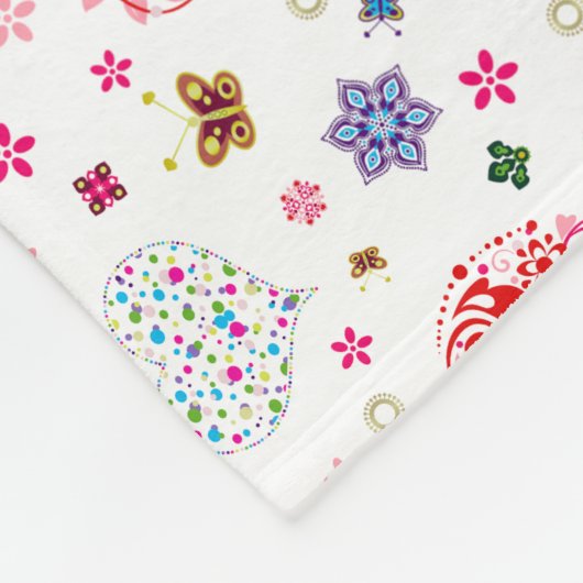 ロマンチックなヴィンテージ春赤面ピンクのハート花 フリースブランケット (角)