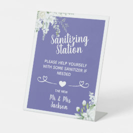 ロマンチックな優し結婚い花の白いサニタイズ 台座サイン