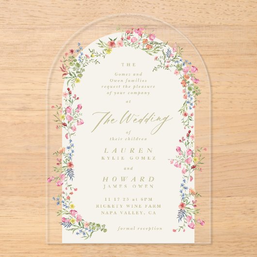 ロマンチックな優美なフローラアーチ春庭園の結婚式 アクリル招待状 (正面)