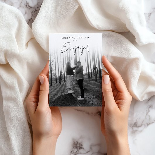 ロマンチックな写真と手書きの婚約発表 招待状