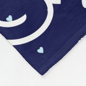 ロマンチックな名前と可愛いハートがブルーで繰り返し フリースブランケット (角)