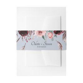 ロマンチックな埃っぽい青とブルゴーニュの結婚花 招待状ベリーバンド