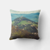 ロマンチックな山景色 クッション (裏面)