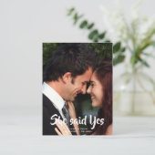 ロマンチックな彼女はYes写真の日付を保存 案内ポストカード (スタンド正面)
