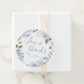 ロマンチックな愛と感謝のダスティーブルーの花のウェディング フェイバータグ (インサイチュ)