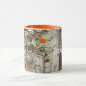 ロマンチックな旧市街のオレンジ色の木 マグカップ (中央)