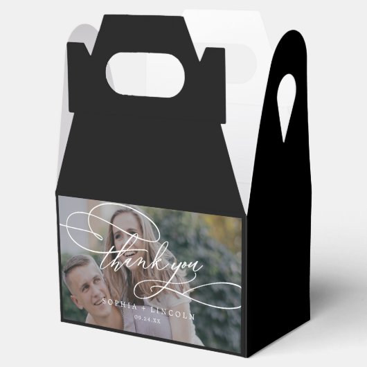 ロマンチックな書道の暗い写真ありがとう結婚。 フェイバーボックス (オープン)