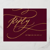 ロマンチックな書道バーガンディーゴールドフォイルミールRSVP 箔招待状ポストカード (正面)