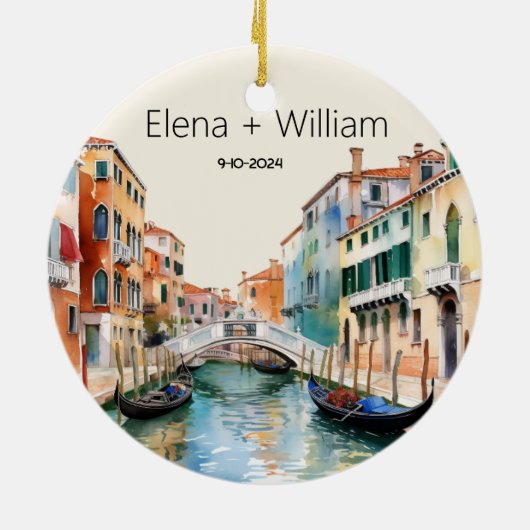 ロマンチックな水の色イタリ結婚アの新婚 セラミックオーナメント (裏面)