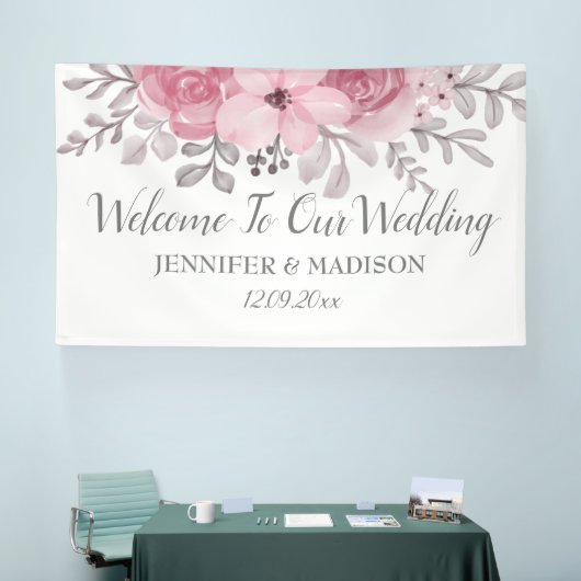 ロマンチックな水の色ピンクの花模様ミスター&ミセス結婚ズ 横断幕 (トレードショー)