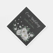 ロマンチックな白い花と緑葉の花 スタンダードランチョンナプキン (角)