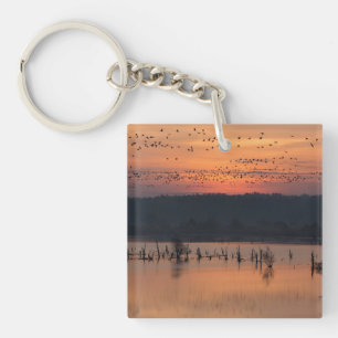 ロマンチックな瞬間Birds at sunrise photo with文字 キーホルダー