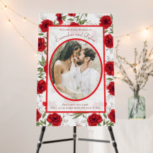 ロマンチックな結婚式の赤いバラのサイン