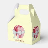 ロマンチックな赤いハートを白いリボンの弓で結ぶ フェイバーボックス (裏面サイド)