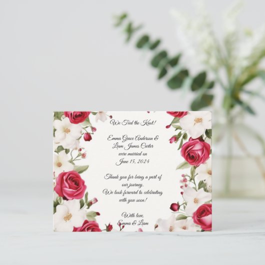 ロマンチックな赤いバラとスズラン ウェディング 案内ポストカード (スタンド正面)